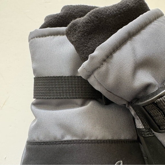 Carhartt Gray Men's Gloves size Small - Picture 4 of 8